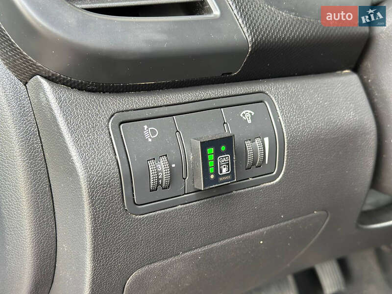 Седан Hyundai Accent 2011 в Дніпрі
