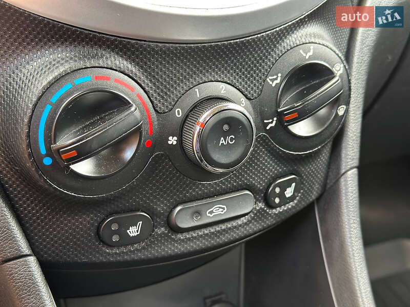 Седан Hyundai Accent 2011 в Дніпрі