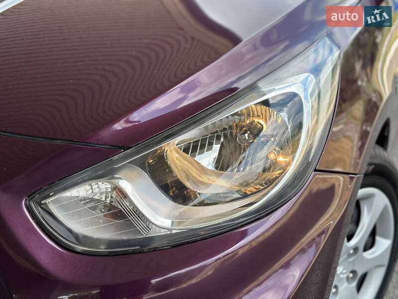 Седан Hyundai Accent 2011 в Дніпрі