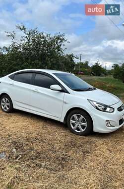 Седан Hyundai Accent 2012 в Харькове