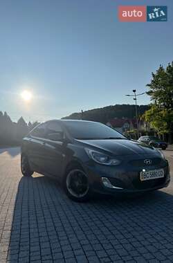 Седан Hyundai Accent 2011 в Львові