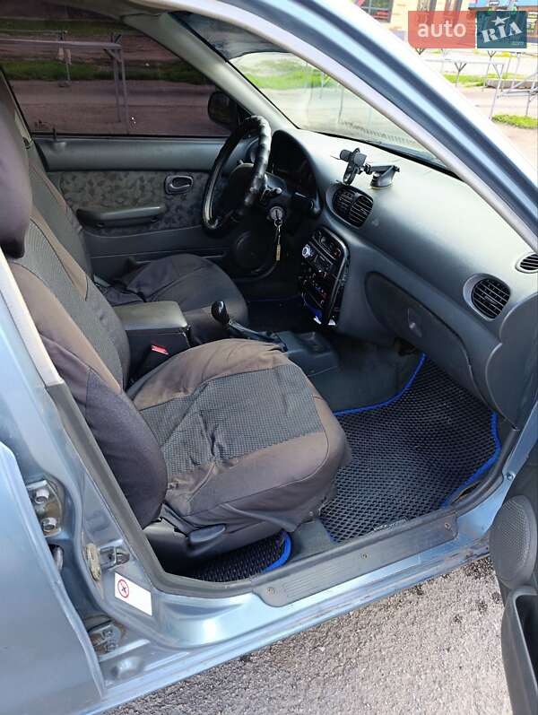 Лифтбек Hyundai Accent 1997 в Лозовой