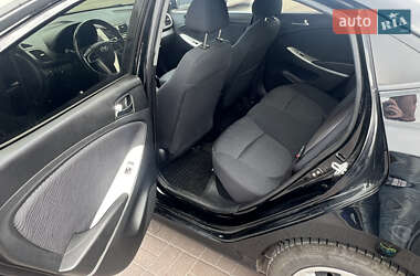 Седан Hyundai Accent 2011 в 
