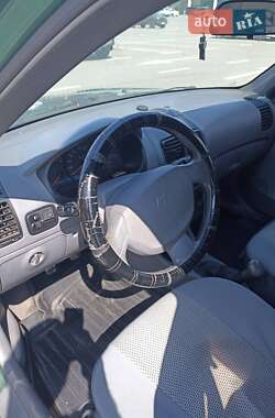 Седан Hyundai Accent 2005 в 