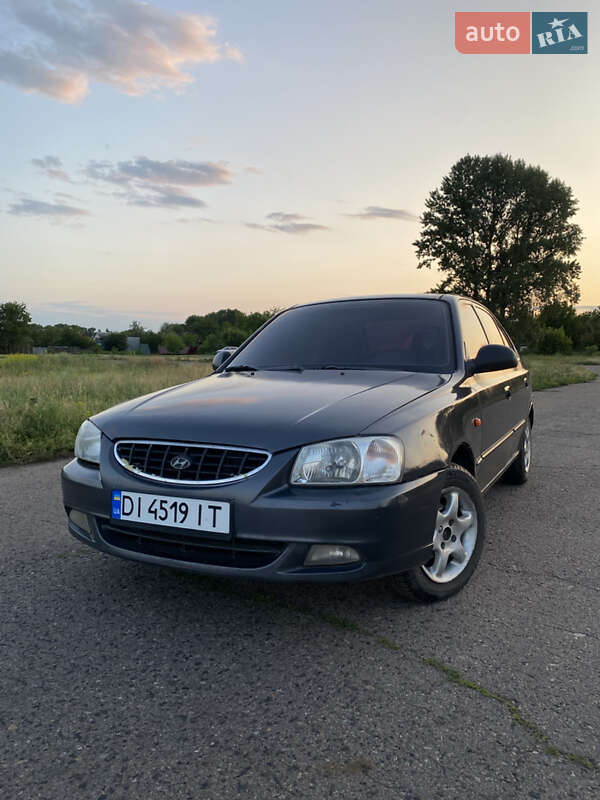 Hyundai Accent 2002