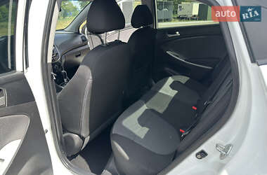 Седан Hyundai Accent 2013 в 