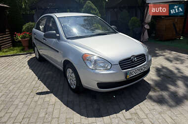 Седан Hyundai Accent 2010 в Львове