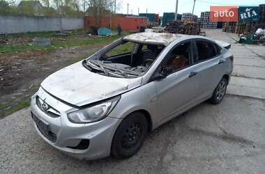 Седан Hyundai Accent 2013 в 