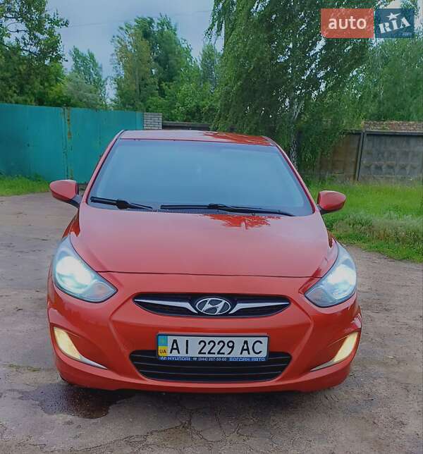 Седан Hyundai Accent 2012 в Киеве