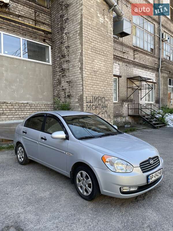 Седан Hyundai Accent 2008 в Запорожье
