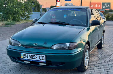 Седан Hyundai Accent 1996 в Одессе