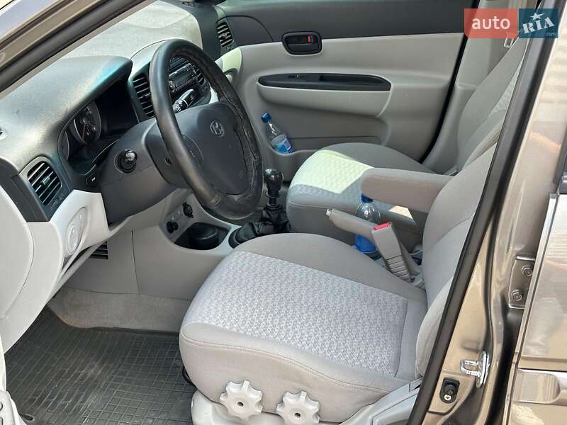 Седан Hyundai Accent 2008 в Одесі