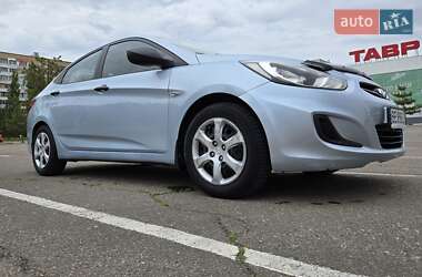 Седан Hyundai Accent 2011 в 