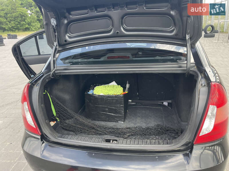 Седан Hyundai Accent 2008 в Львові