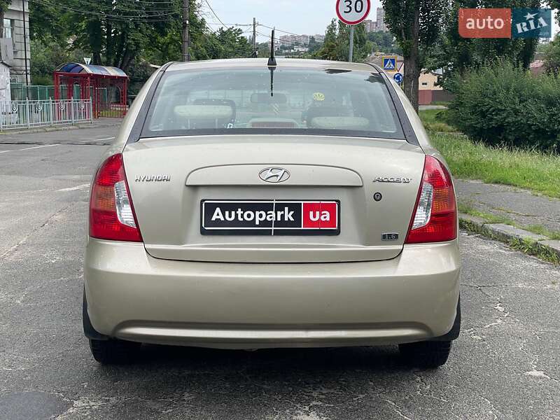 Седан Hyundai Accent 2007 в Киеве
