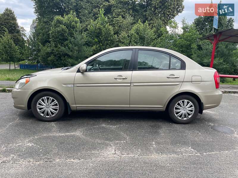 Седан Hyundai Accent 2007 в Киеве