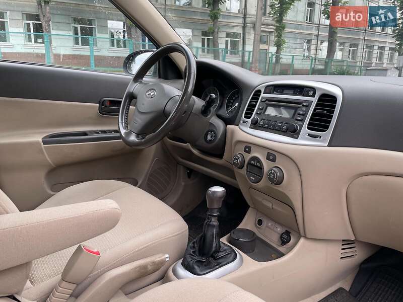 Седан Hyundai Accent 2007 в Киеве