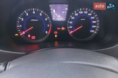 Седан Hyundai Accent 2013 в 