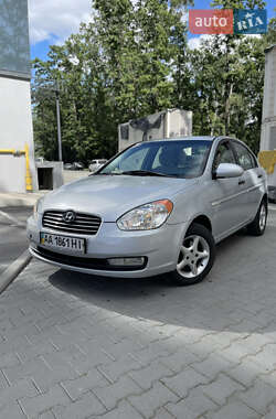 Седан Hyundai Accent 2008 в Киеве
