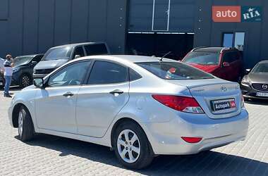 Седан Hyundai Accent 2012 в 