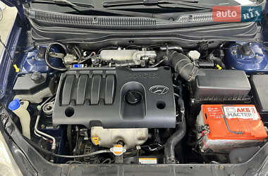 Хэтчбек Hyundai Accent 2008 в 