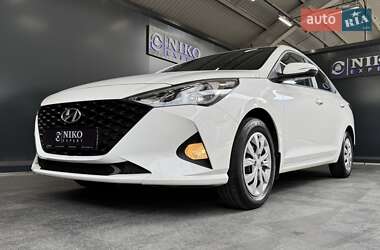 Седан Hyundai Accent 2021 в 