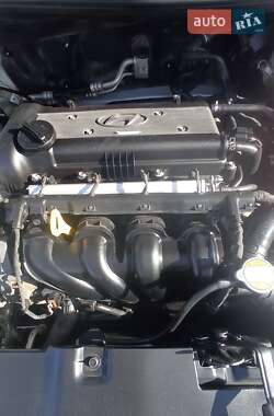 Седан Hyundai Accent 2011 в 