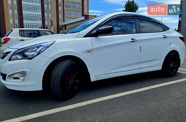 Седан Hyundai Accent 2016 в Киеве