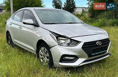 Седан Hyundai Accent 2018 в Черкасах