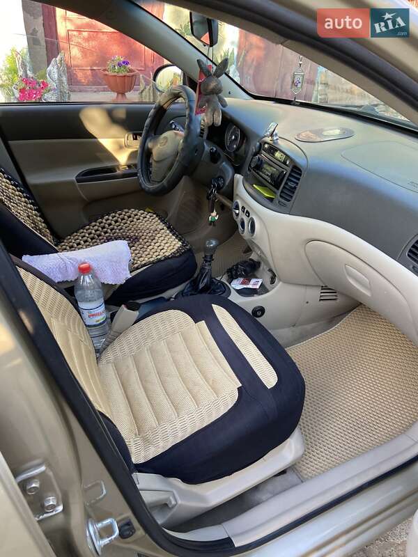 Седан Hyundai Accent 2008 в Миколаєві