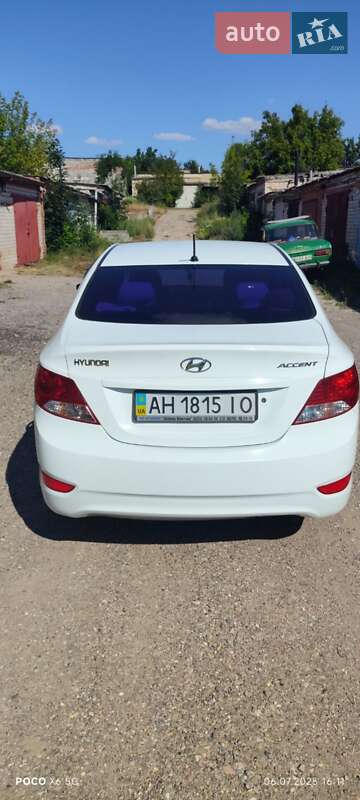 Седан Hyundai Accent 2013 в Слов'янську