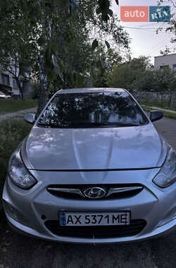 Седан Hyundai Accent 2011 в Харкові