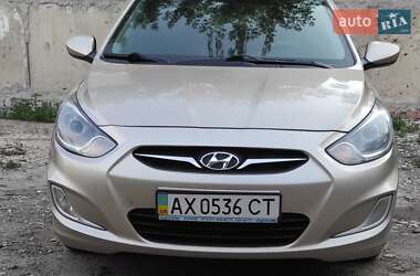 Седан Hyundai Accent 2012 в Харкові