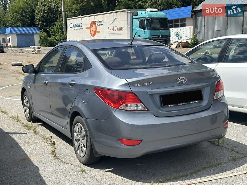 Седан Hyundai Accent 2018 в Києві