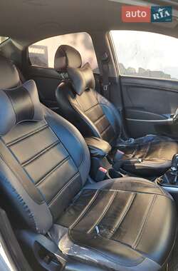 Седан Hyundai Accent 2011 в 