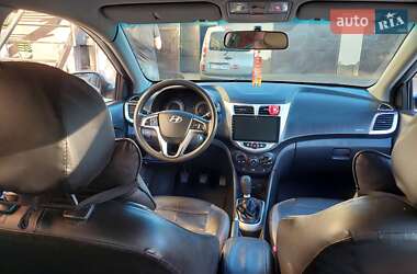Седан Hyundai Accent 2011 в 