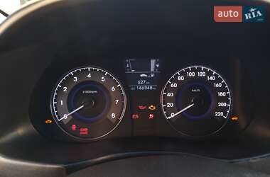 Седан Hyundai Accent 2011 в 