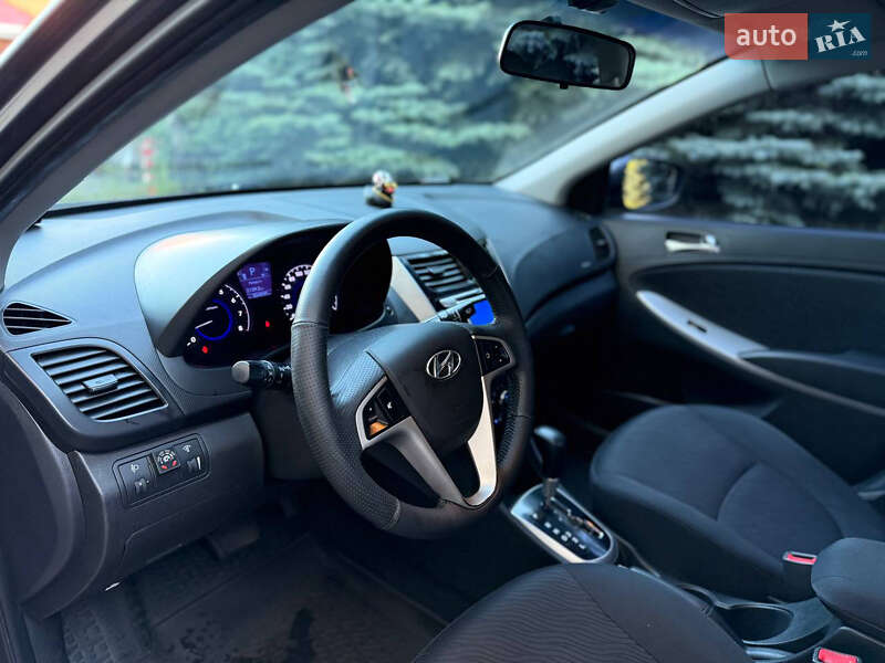 Седан Hyundai Accent 2012 в Черкассах