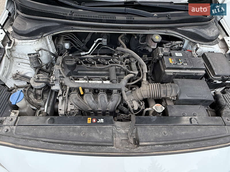 Седан Hyundai Accent 2017 в Киеве