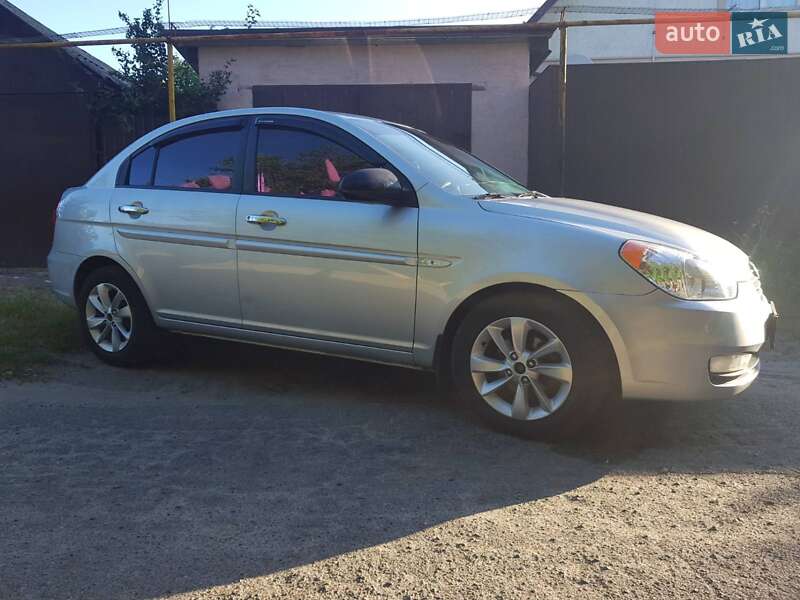 Седан Hyundai Accent 2008 в Вышгороде