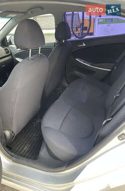 Седан Hyundai Accent 2011 в 