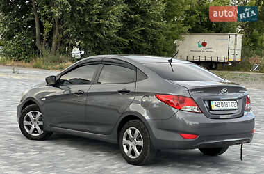 Седан Hyundai Accent 2013 в 