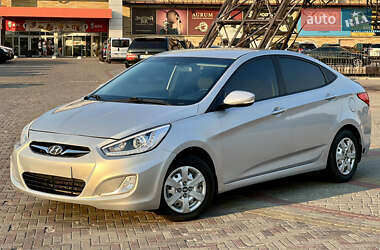 Седан Hyundai Accent 2016 в Харкові