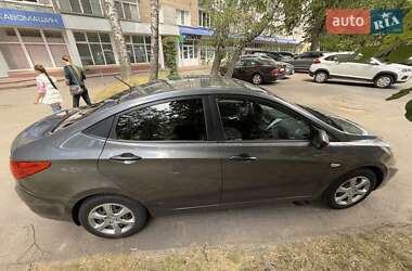 Седан Hyundai Accent 2013 в 