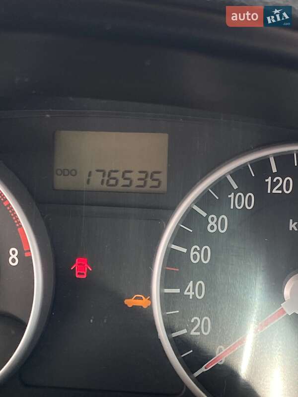 Седан Hyundai Accent 2008 в Днепре