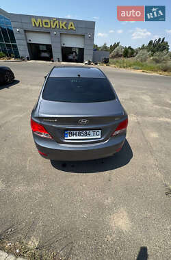 Седан Hyundai Accent 2016 в 