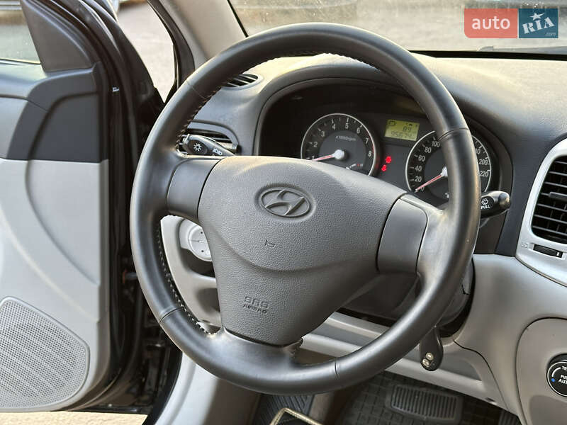 Седан Hyundai Accent 2008 в Харькове