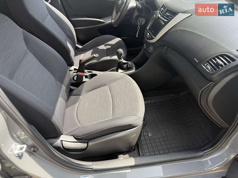 Седан Hyundai Accent 2019 в Киеве