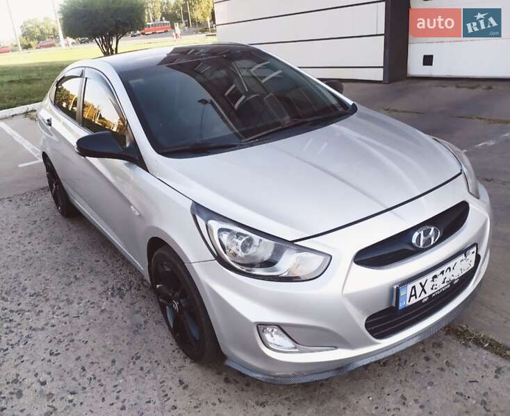 Hyundai Accent 2014