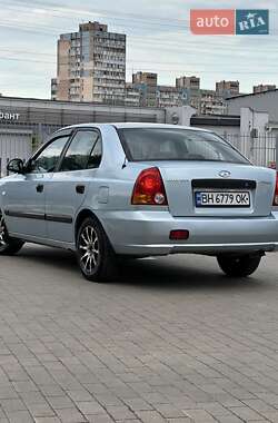 Седан Hyundai Accent 2002 в 